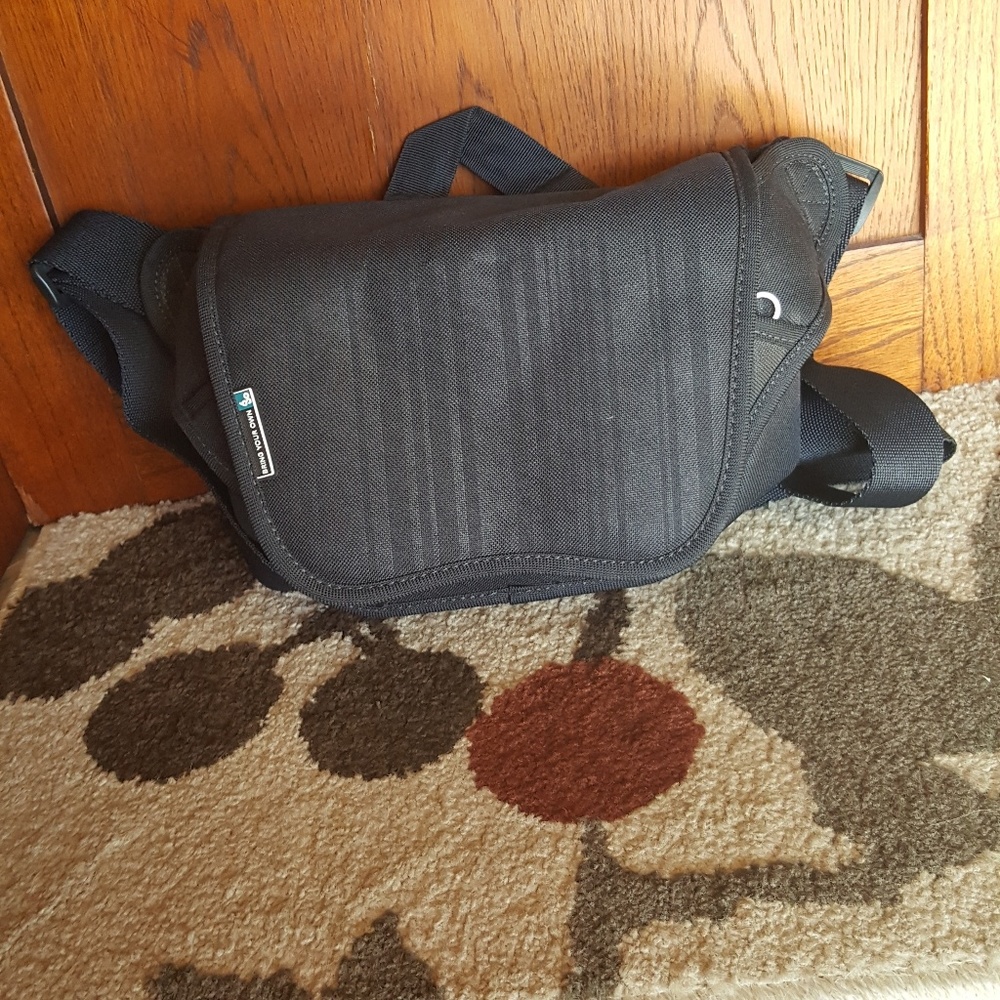 Waist Camera Bag...